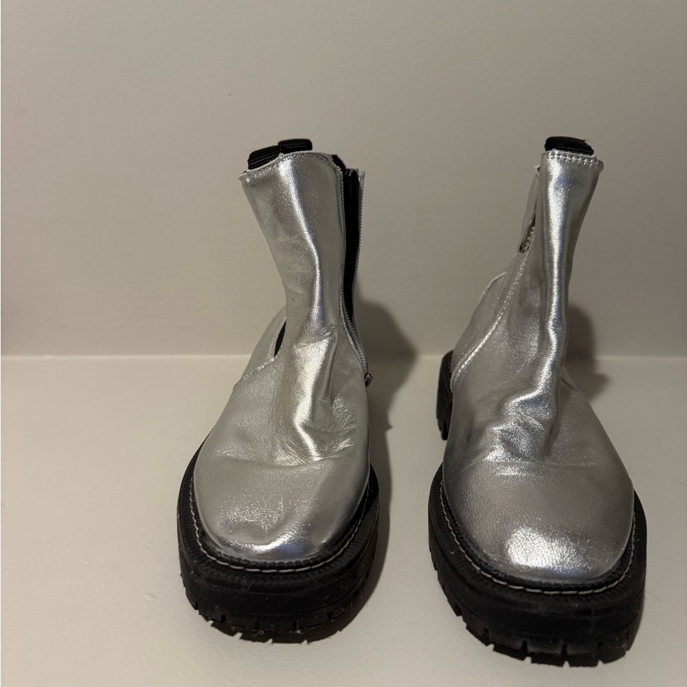 Sam Edelman Chelsea Silver Leather Ankle Boots with Black Accents - Picture 11 of 15